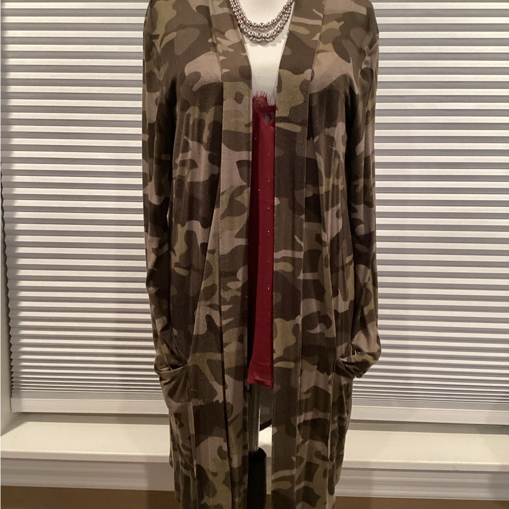 Zenana Outfitters Camouflage Cardigan
